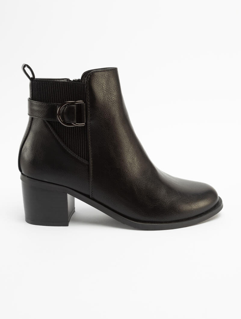 Bottines à demi-talon